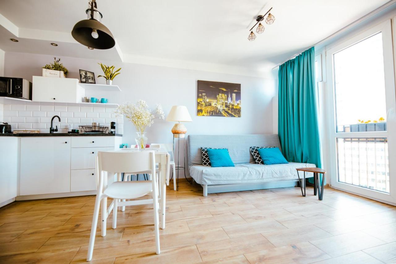 Bright 14Th Floor Central Home With Balcony & Views Warsaw Exterior photo