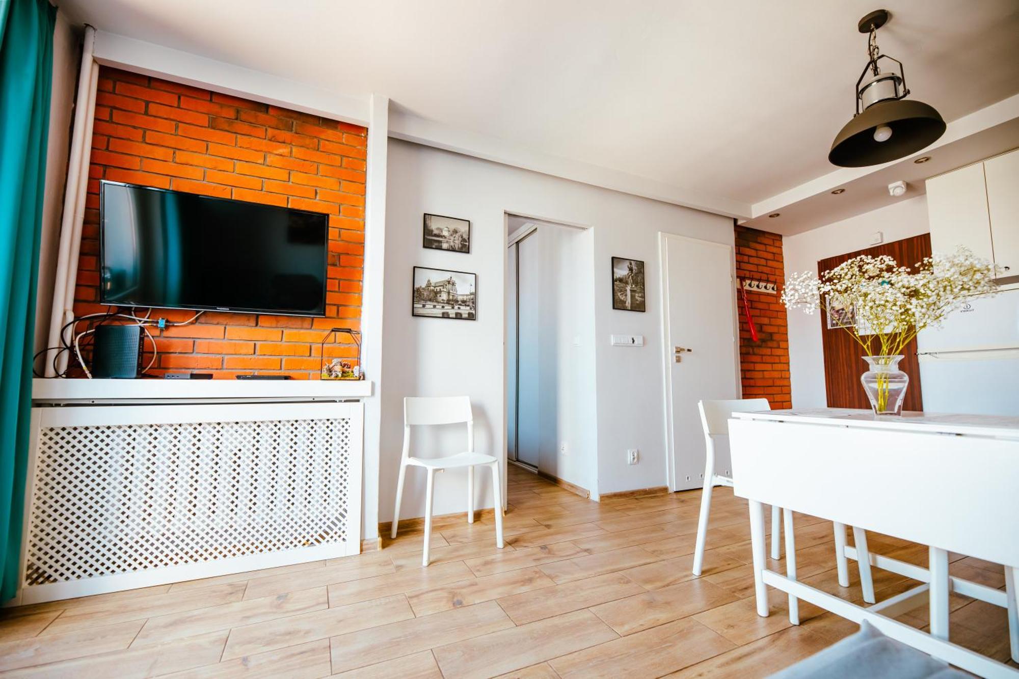 Bright 14Th Floor Central Home With Balcony & Views Warsaw Exterior photo