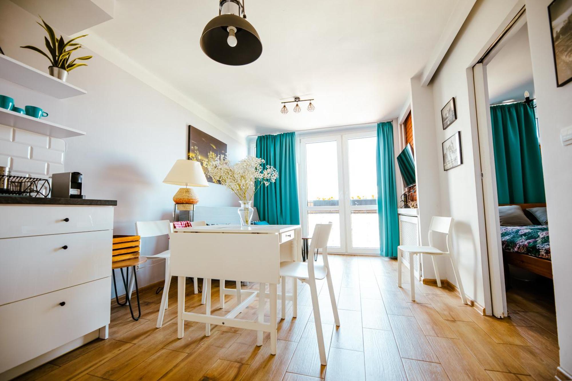 Bright 14Th Floor Central Home With Balcony & Views Warsaw Exterior photo